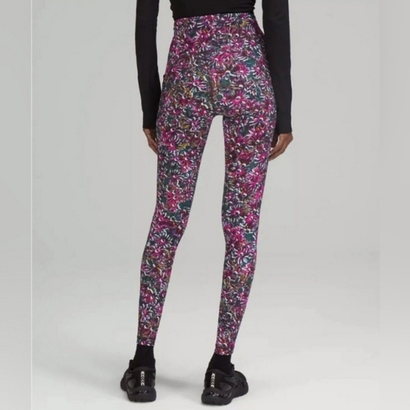 Lululemon Run Swift Speed High-Rise Tight 28" Leggings - Picture 6 of 6